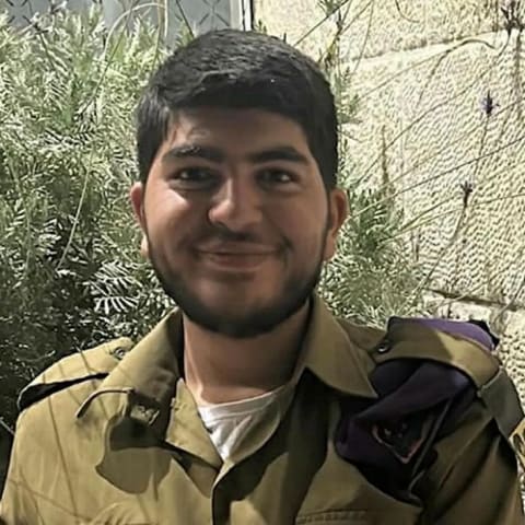 Boaz_Menashe_Yogev_19_T