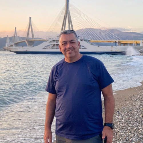Moshe_Oyahon_52_T